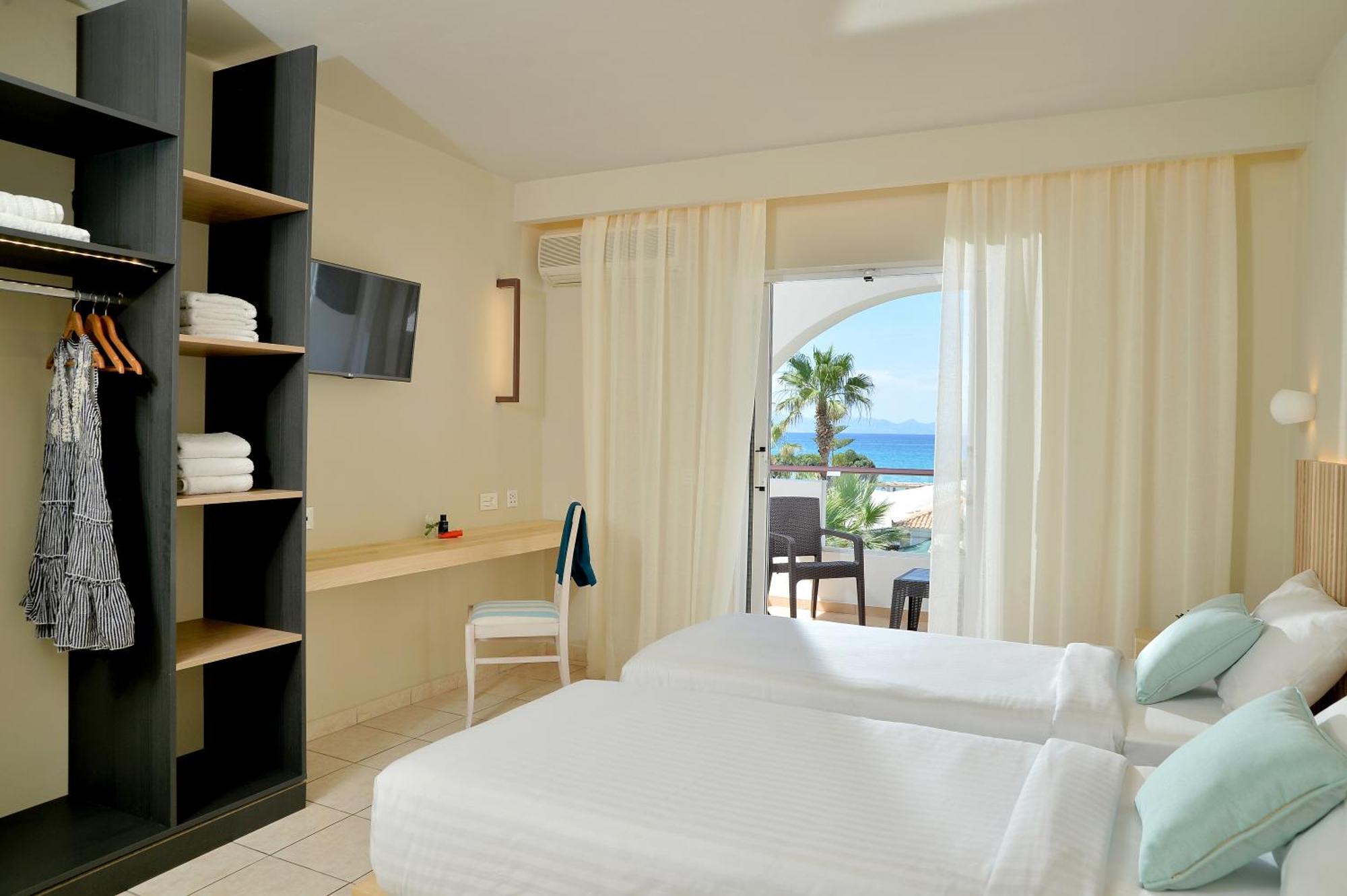 Alykanas Beach Grand Hotel By Zante Plaza Habitación foto